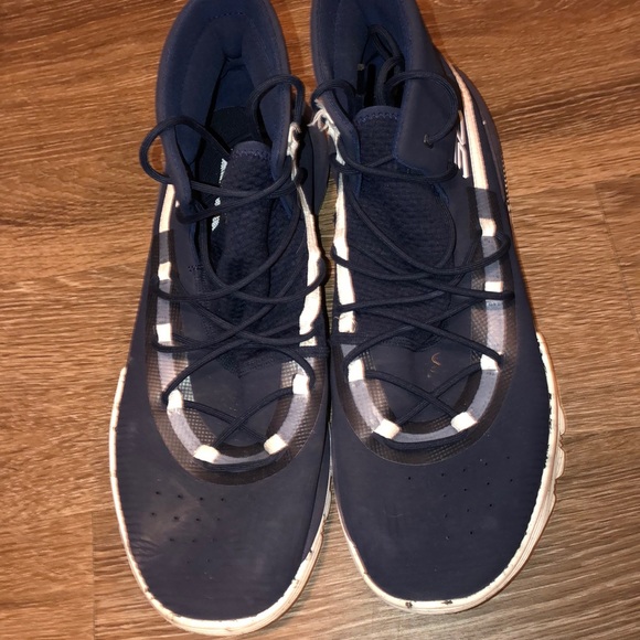 I’m selling some steph Curry’s size 13 good shape - Picture 4 of 4